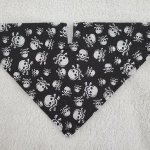 *NWOT* Skull Over the Collar Dog Bandana